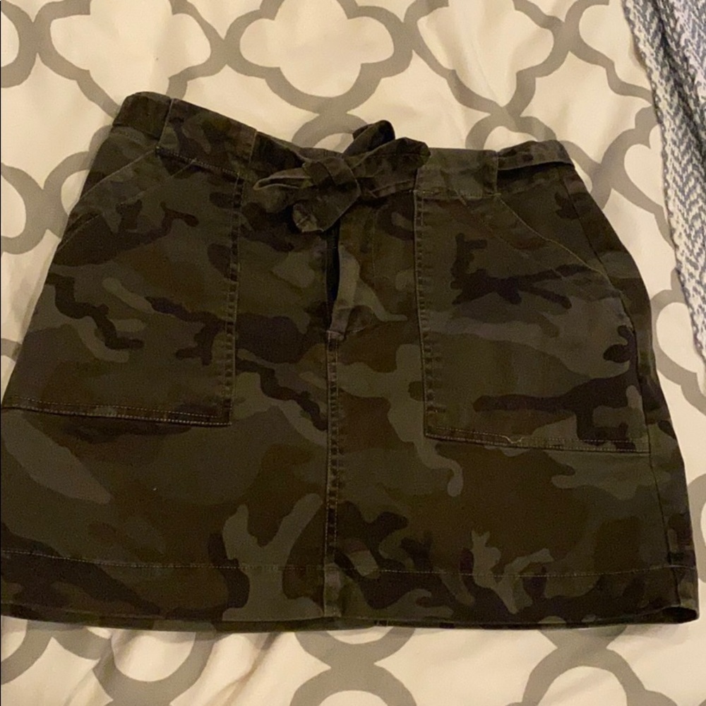 Camo women’s short skirt